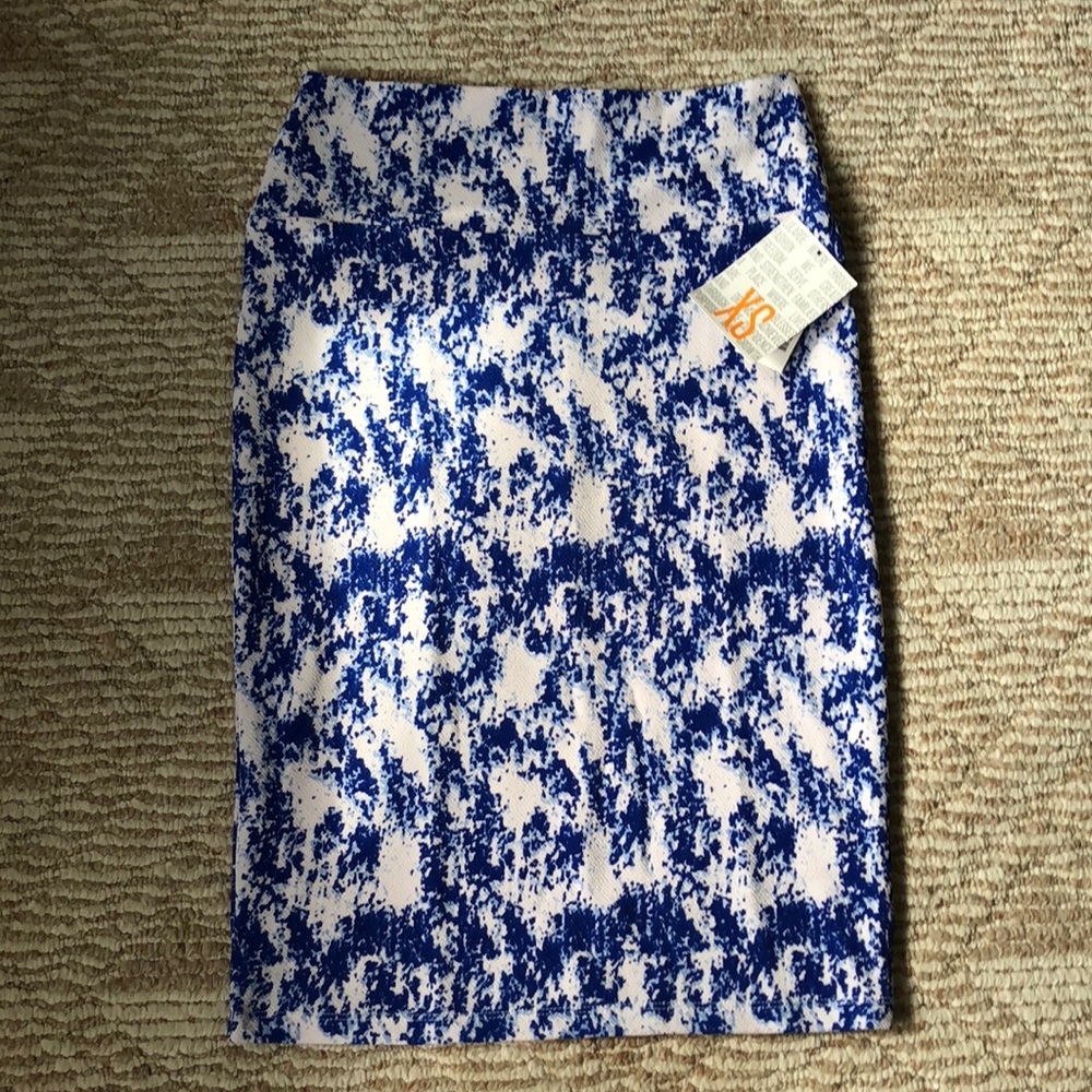 HP🦋 🦄🦄🦄 lularoe tie dye xs Cassie skirt
